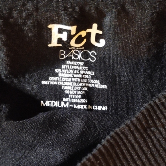 Black Knit Lounge Tank & Biker Short Set Sz Med - Picture 4 of 4